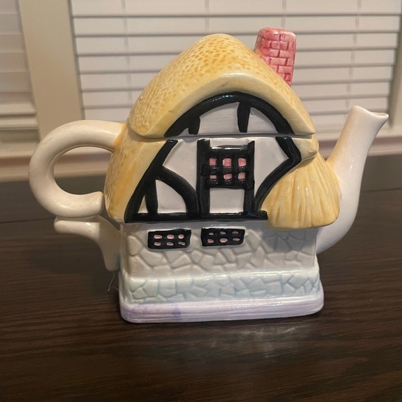 Vintage Houston Harvest Ceramic Cottage Teapot - Picture 2 of 5